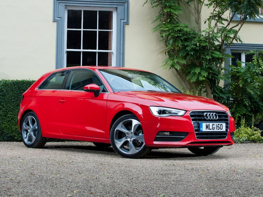  Audi A3 1.8T (8V) 2012 года  (UK) (фото 28 из 30)